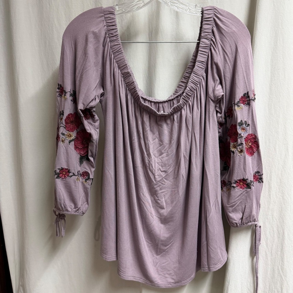 American Eagle Floral Embroidered Off Shoulder Peasant Top Lavender Purple XL